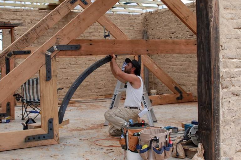 Building recycled oregon timber trusses on site